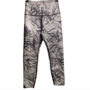 Beyond Yoga Floral Lotus High Rise Reversible Womens Leggings